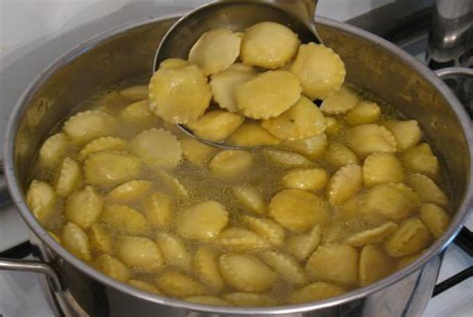 Anolini in Brodo