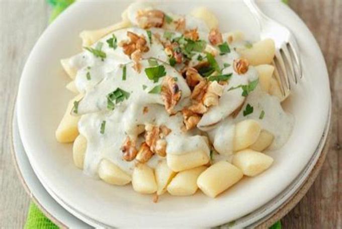 Gnoch di mùrador al gorgonzola