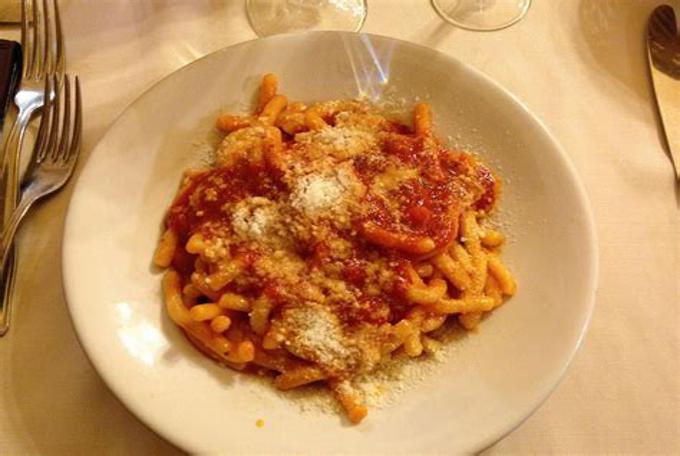 Strozzapreti alla Potentina