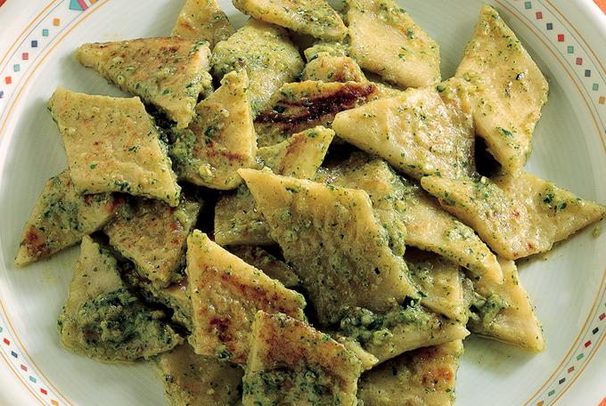 Testaroli al Pesto